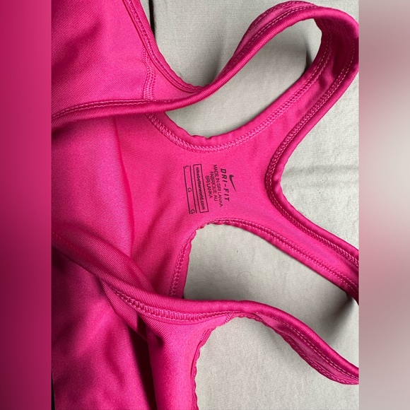 Nike bra large - Picture 2 of 2